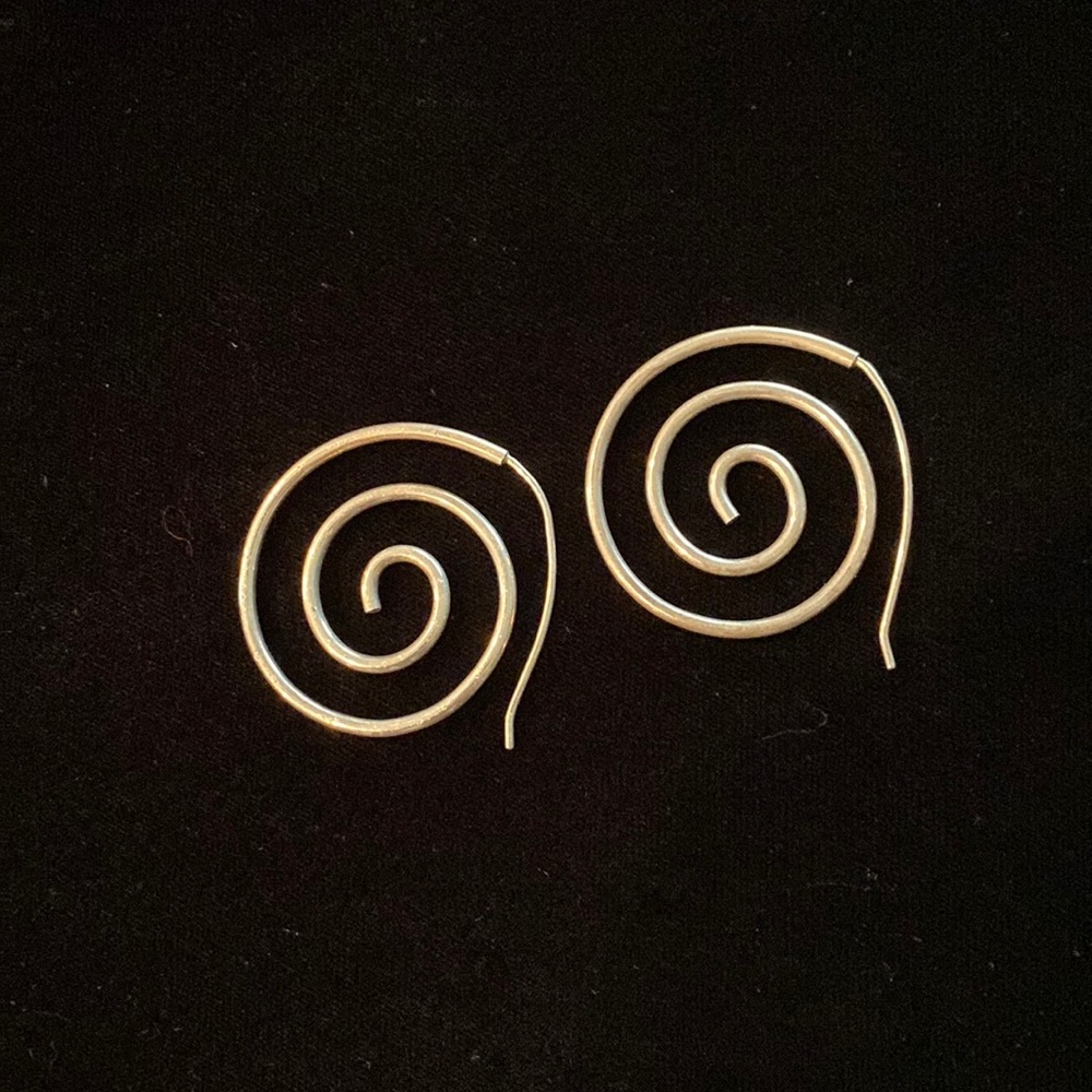 Silver Thick spirals that look fabulous